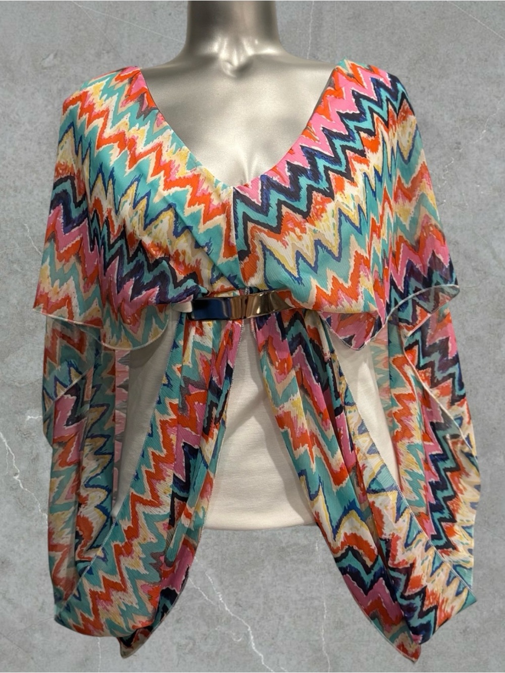 Multicolor Zigzag V-Neck Blouse with Gold Buckle